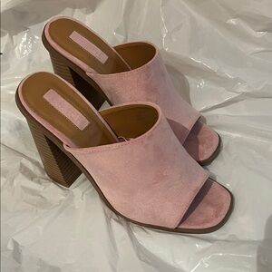 Elegant Pink Block Heel Mules
